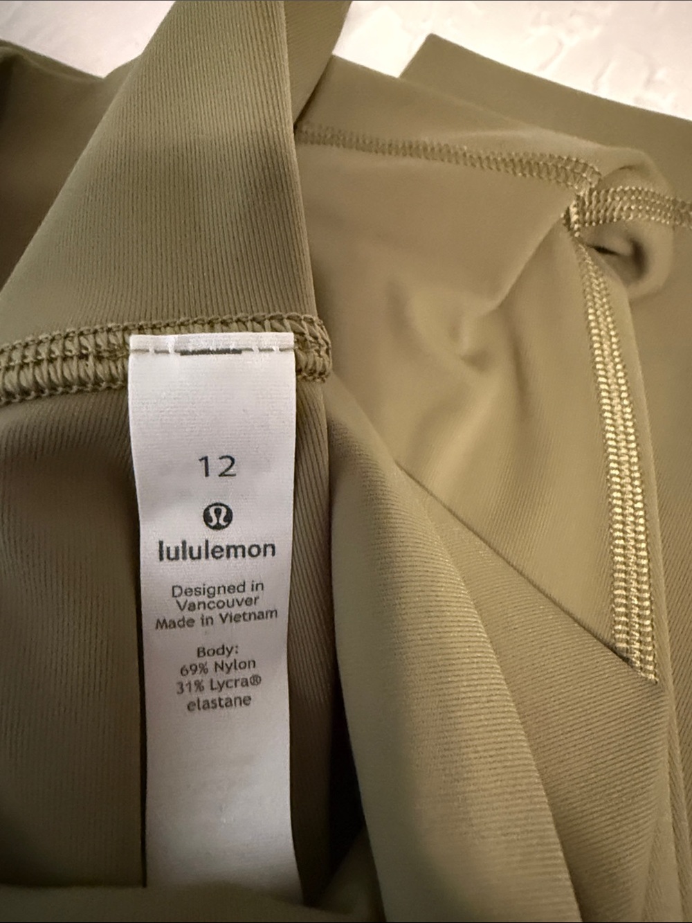lululemon athletica Olive Green High-Rise Leggings - Picture 2 of 2